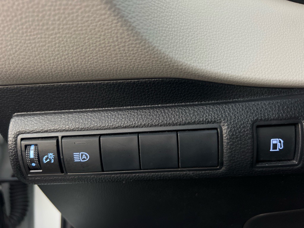 2021 Toyota Corolla Image 25
