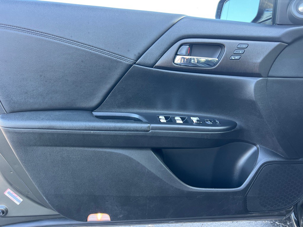 2013 Honda Accord Image 10