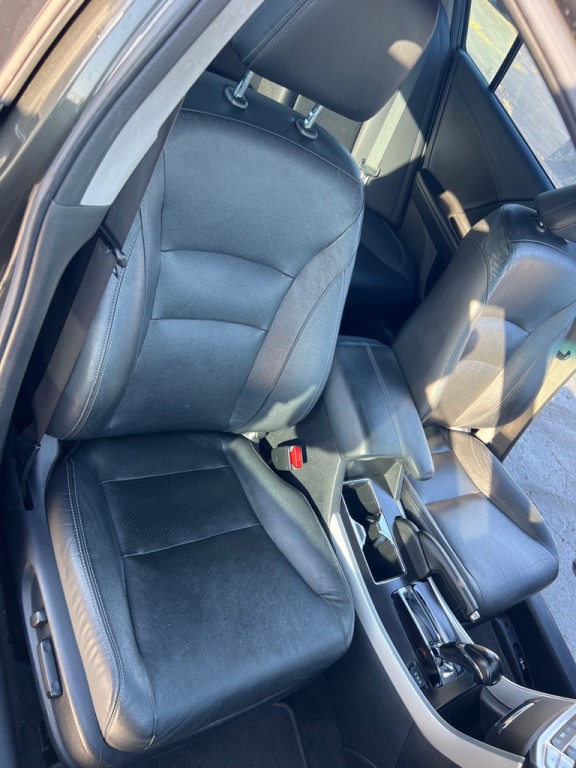 2013 Honda Accord Image 21