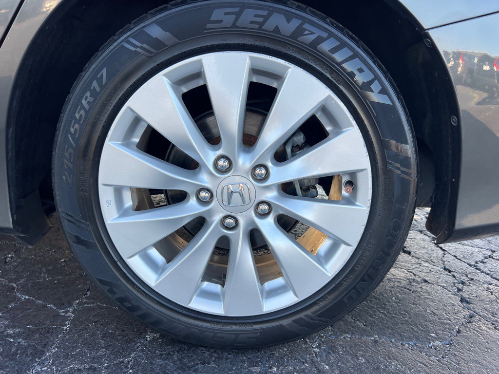 2013 Honda Accord Image 39