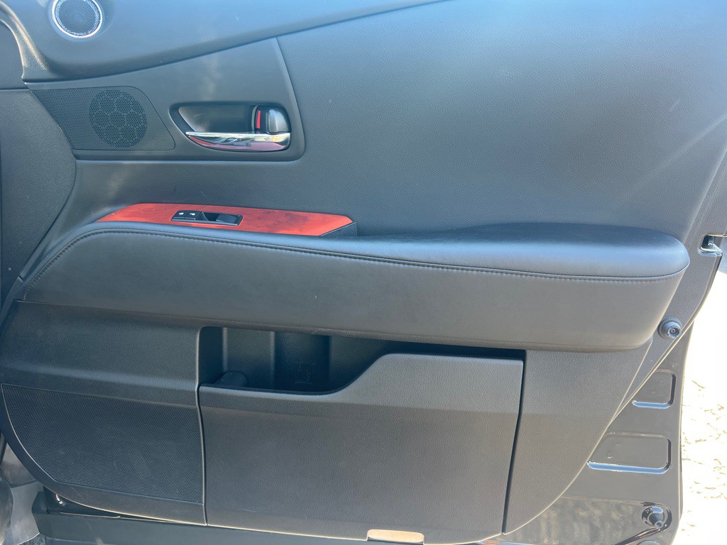 2012 Lexus RX Image 20