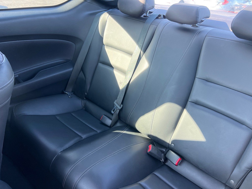 2016 Honda Accord Image 18