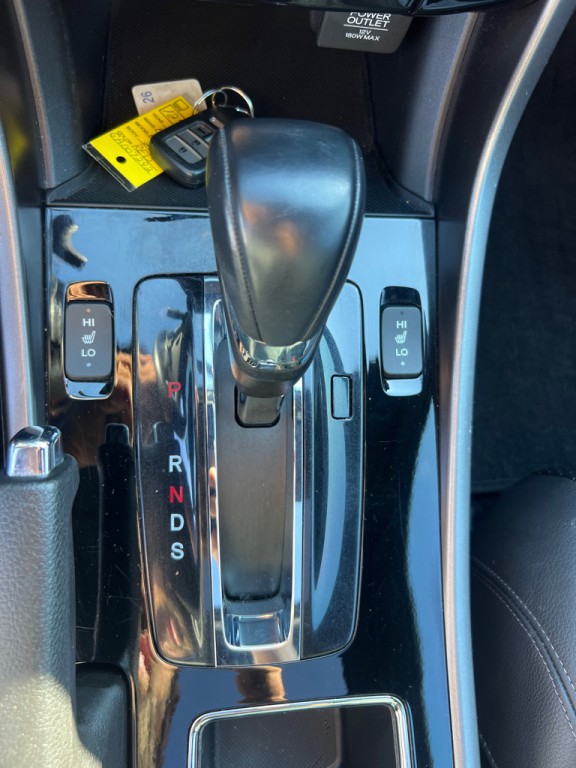 2016 Honda Accord Image 39