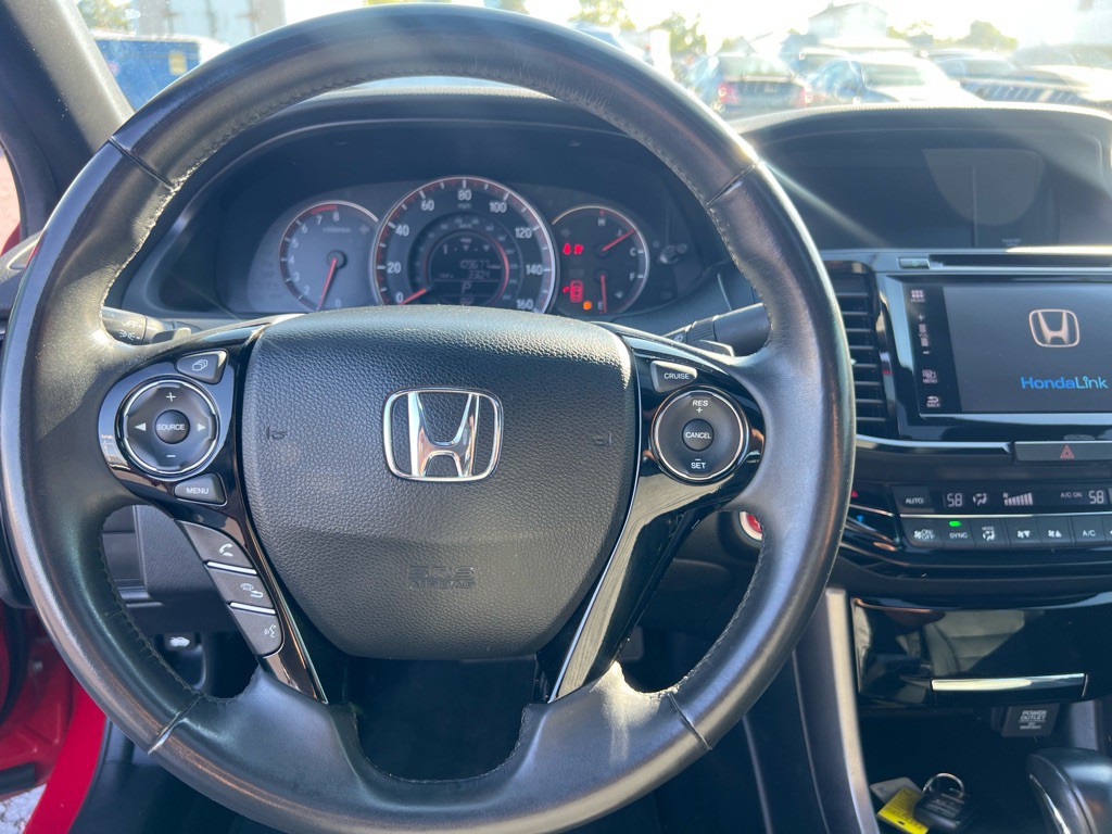 2016 Honda Accord Image 30