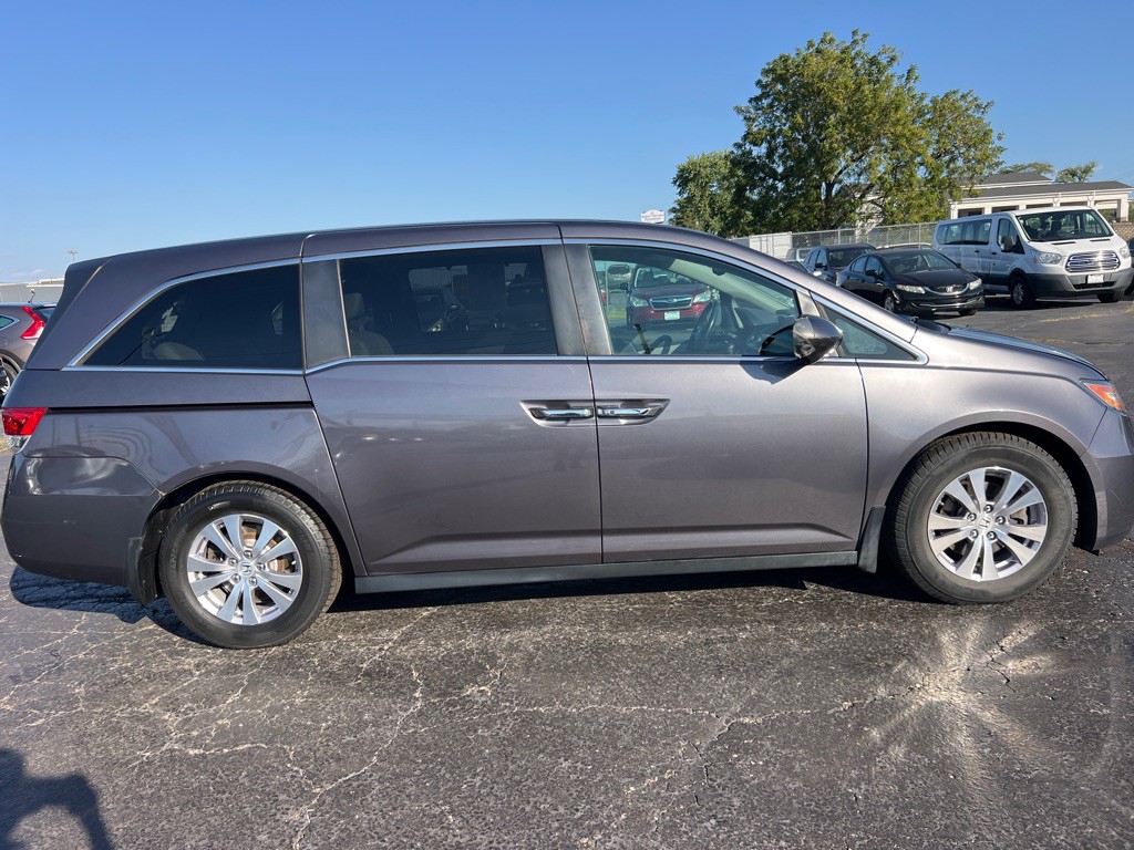2016 Honda Odyssey Image 8