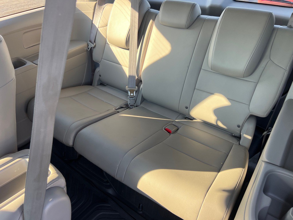 2016 Honda Odyssey Image 13