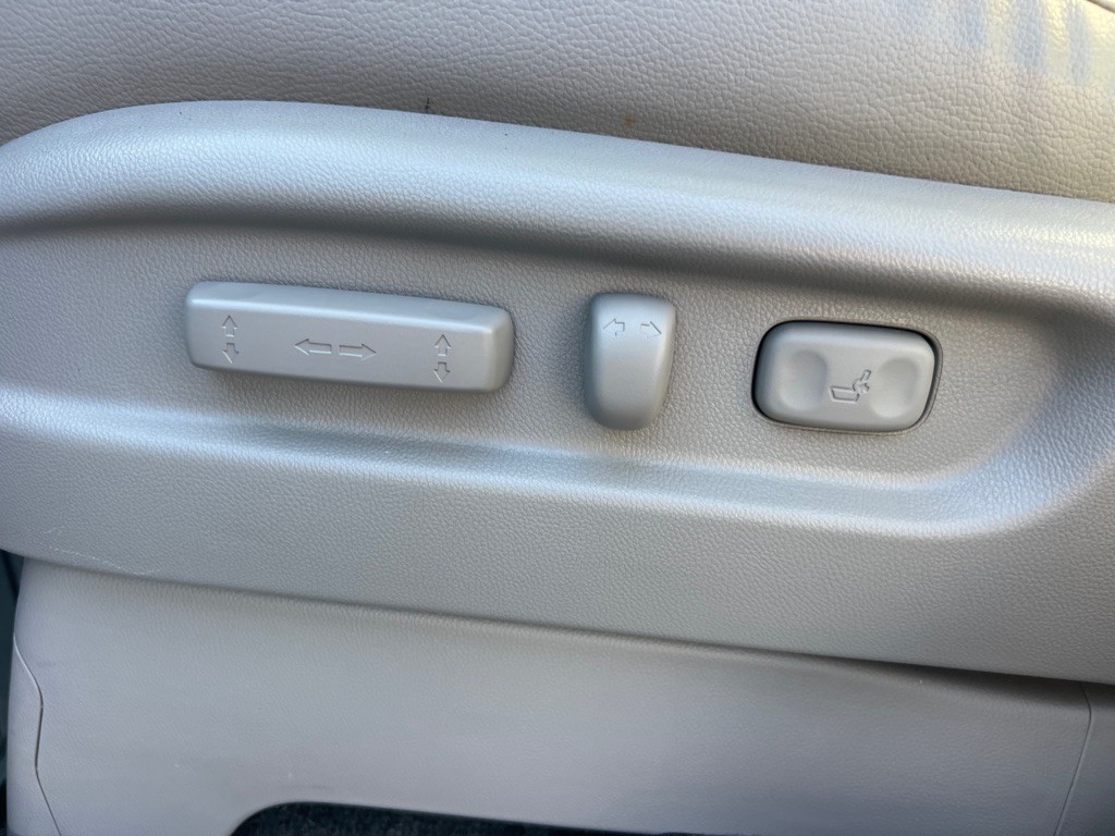 2016 Honda Odyssey Image 28