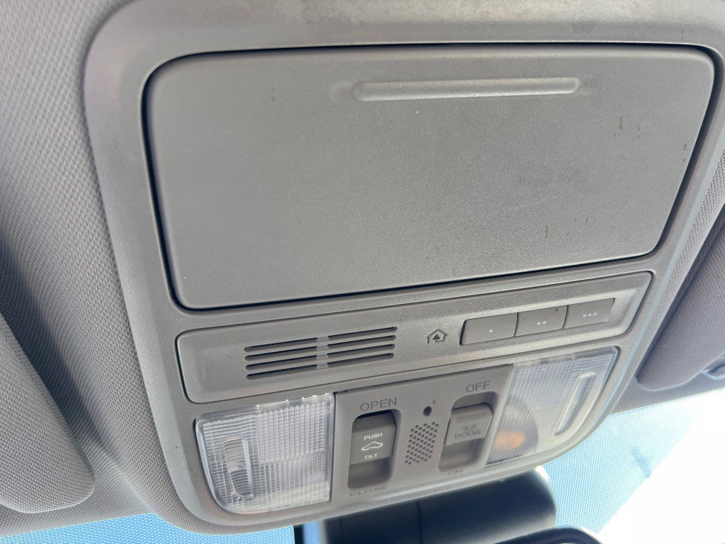 2016 Honda Odyssey Image 40
