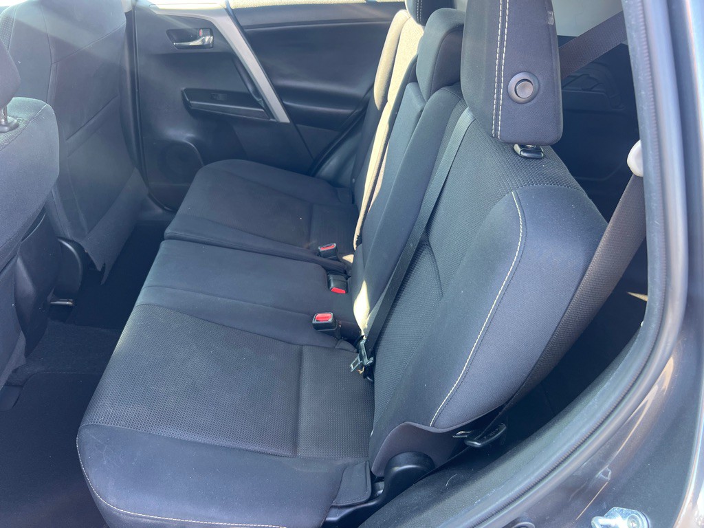 2018 Toyota Rav4 Image 15
