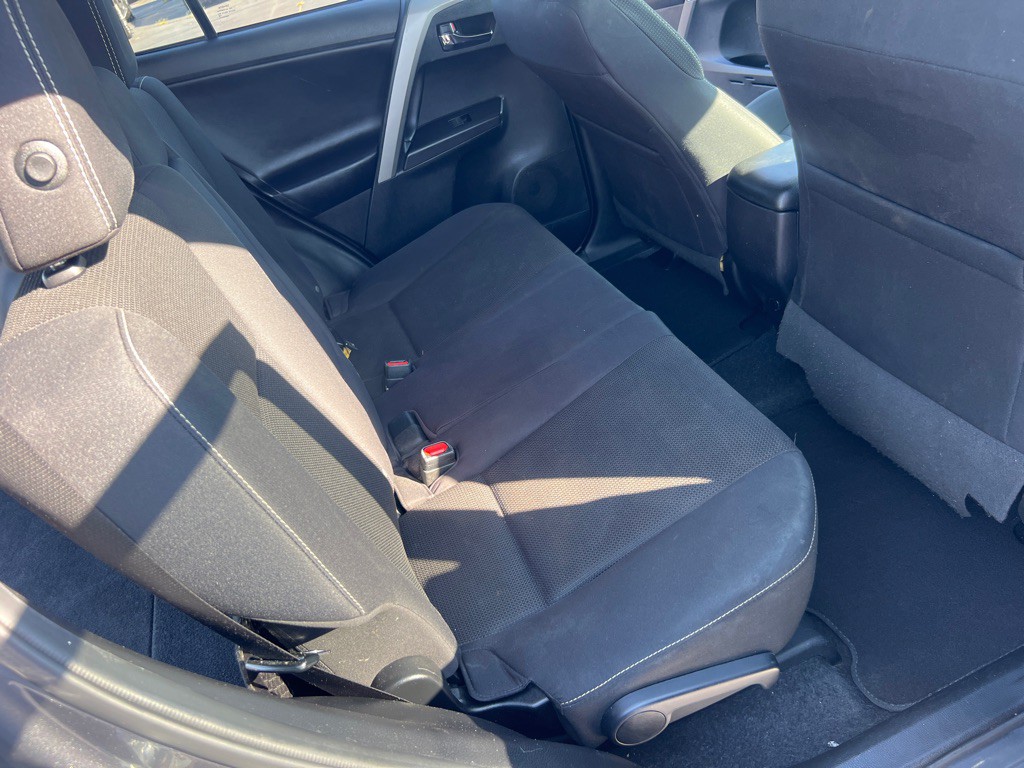 2018 Toyota Rav4 Image 17