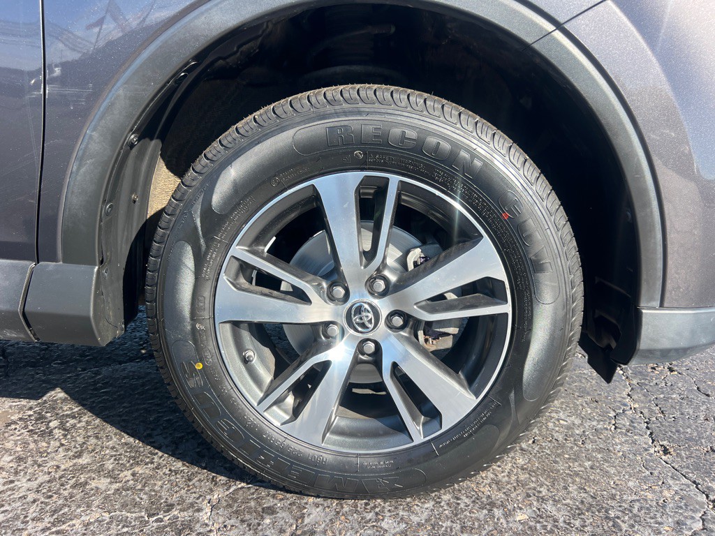 2018 Toyota Rav4 Image 42