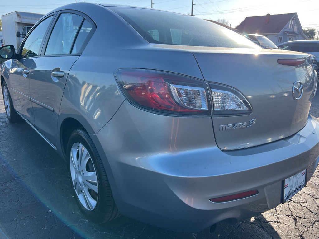 2013 Mazda Mazda3 Image 5