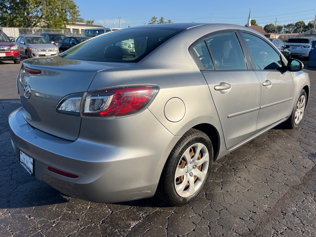 2013 Mazda Mazda3 Image 7