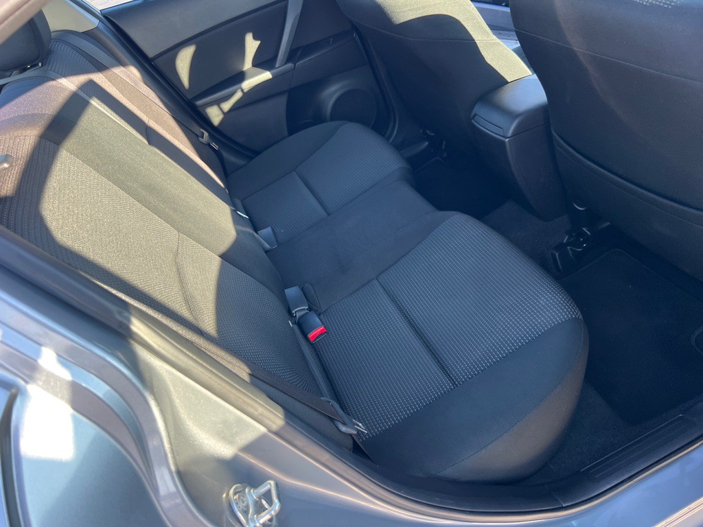 2013 Mazda Mazda3 Image 15