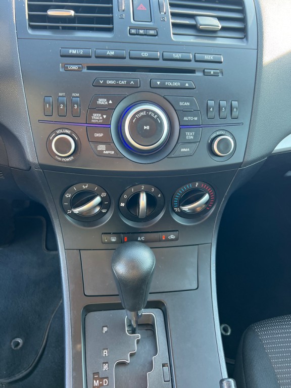 2013 Mazda Mazda3 Image 30