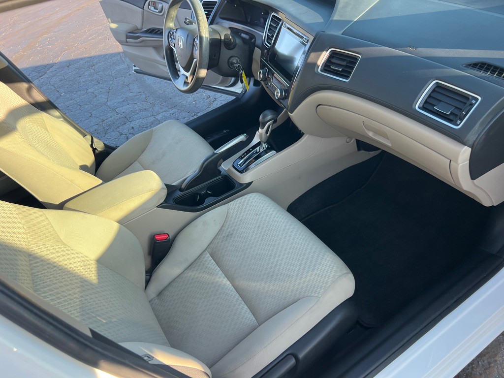 2015 Honda Civic Image 19