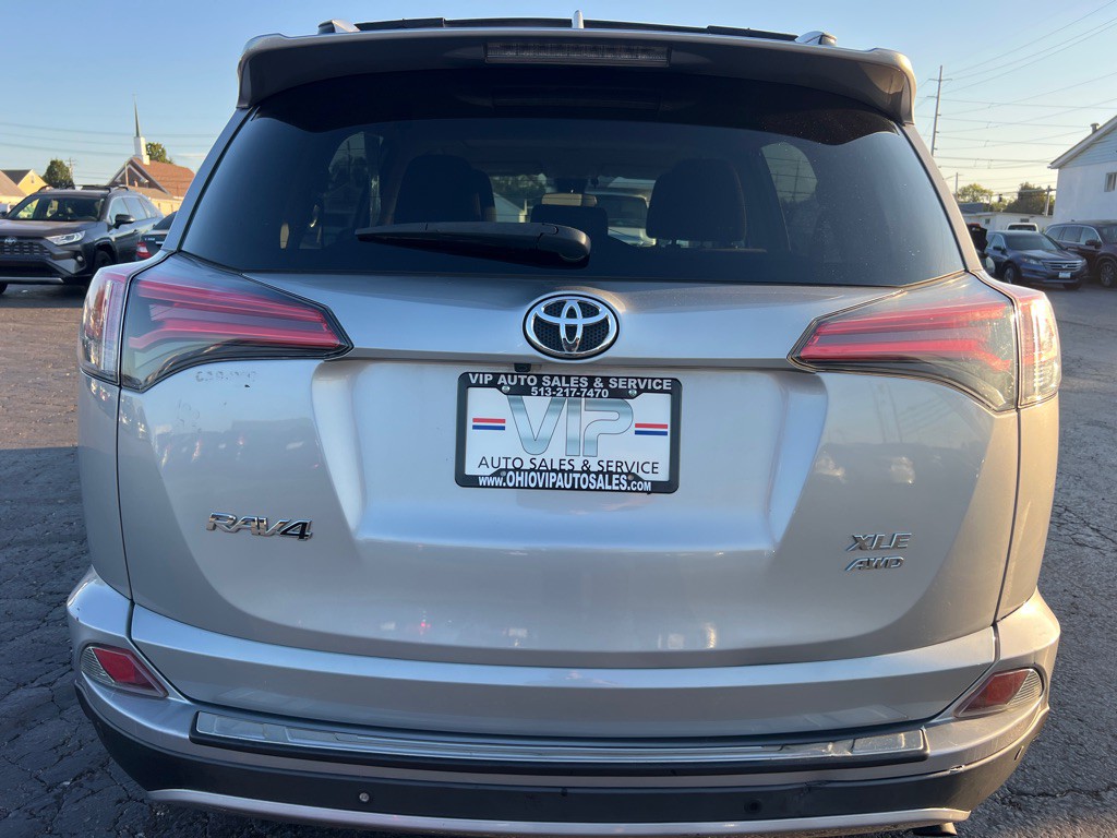 2018 Toyota Rav4 Image 4