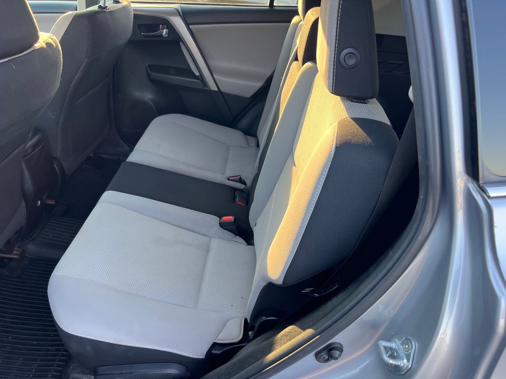 2018 Toyota Rav4 Image 10