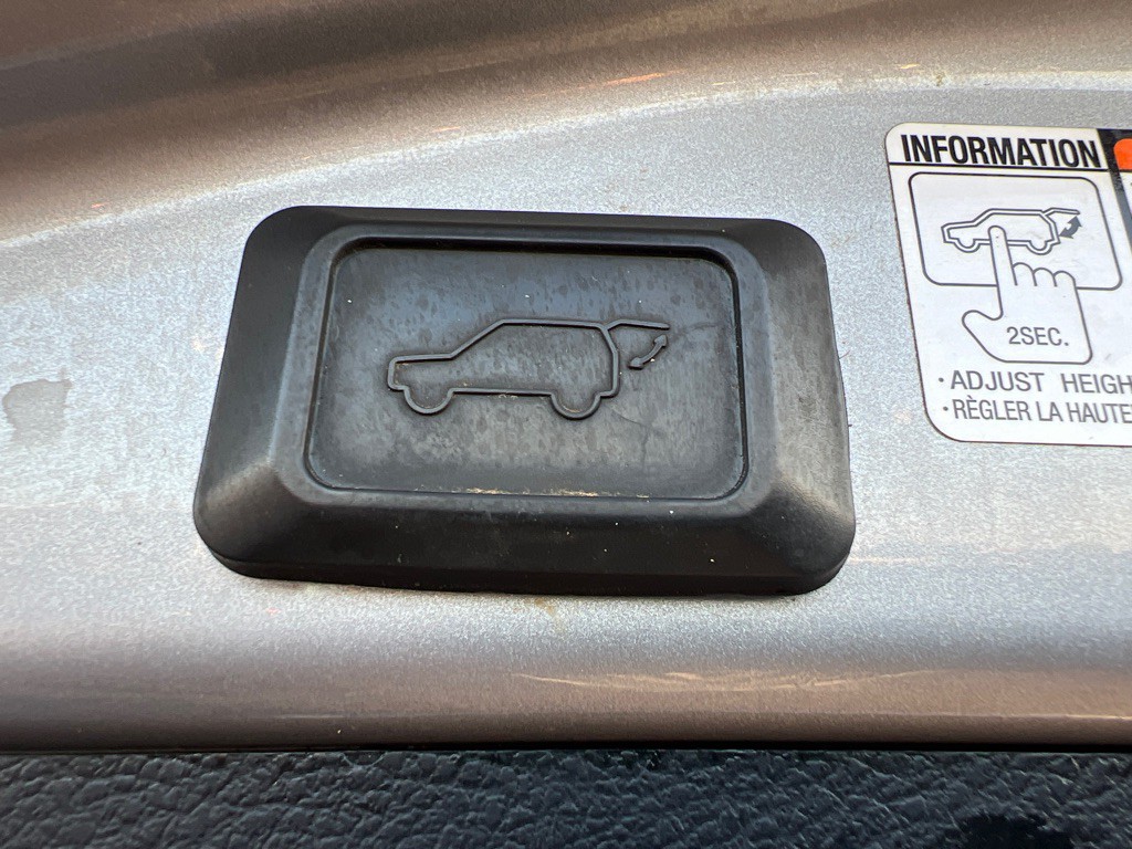 2018 Toyota Rav4 Image 21