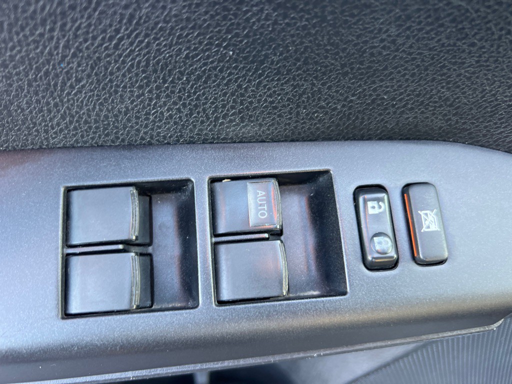 2018 Toyota Rav4 Image 22