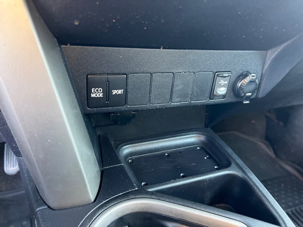 2018 Toyota Rav4 Image 29