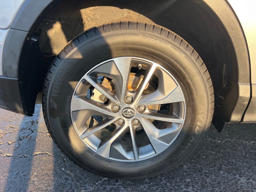 2018 Toyota Rav4 Image 39