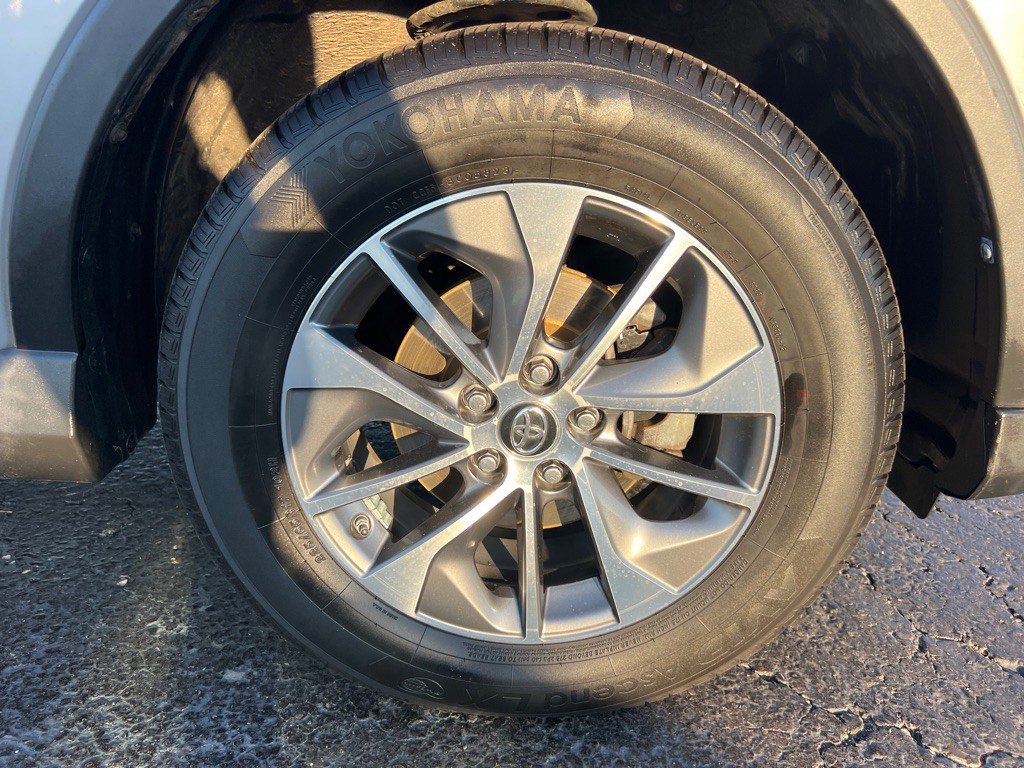 2018 Toyota Rav4 Image 40