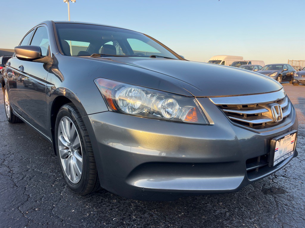 2012 Honda Accord Image 1