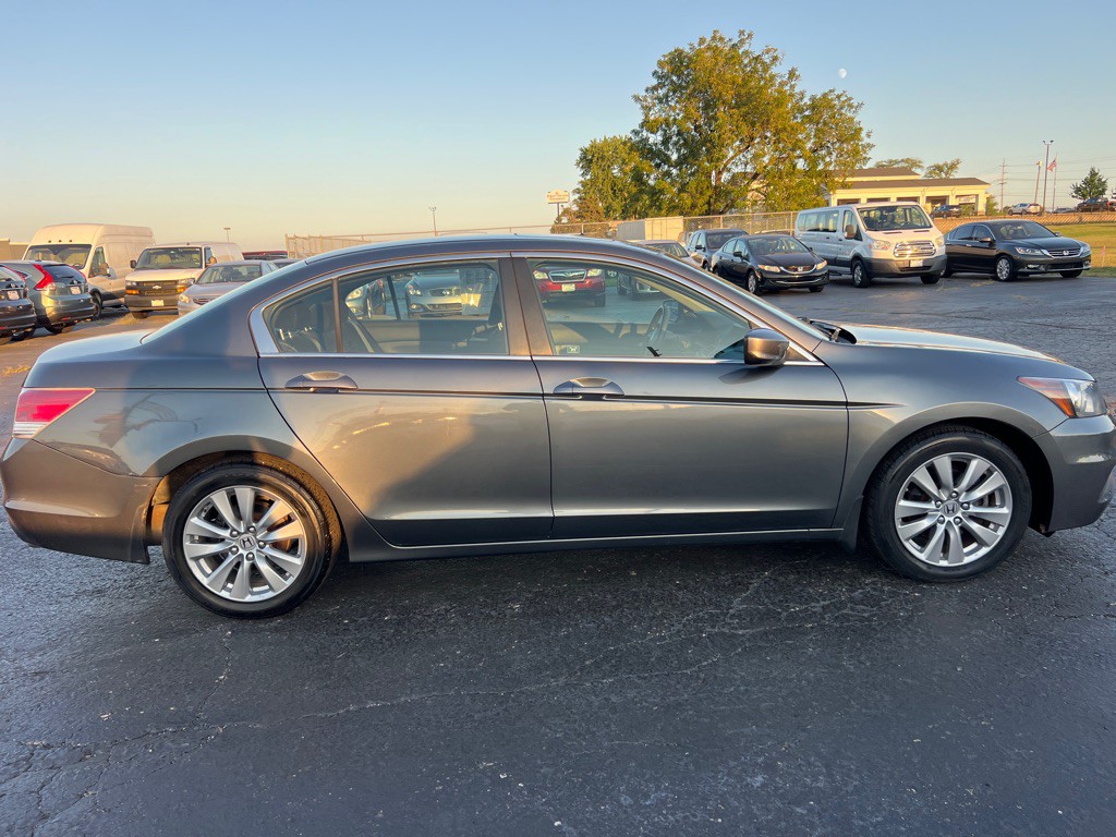 2012 Honda Accord Image 8