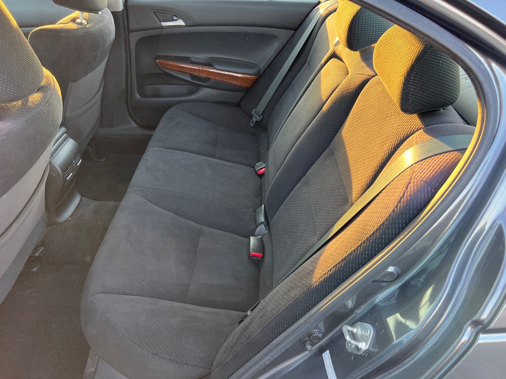 2012 Honda Accord Image 13