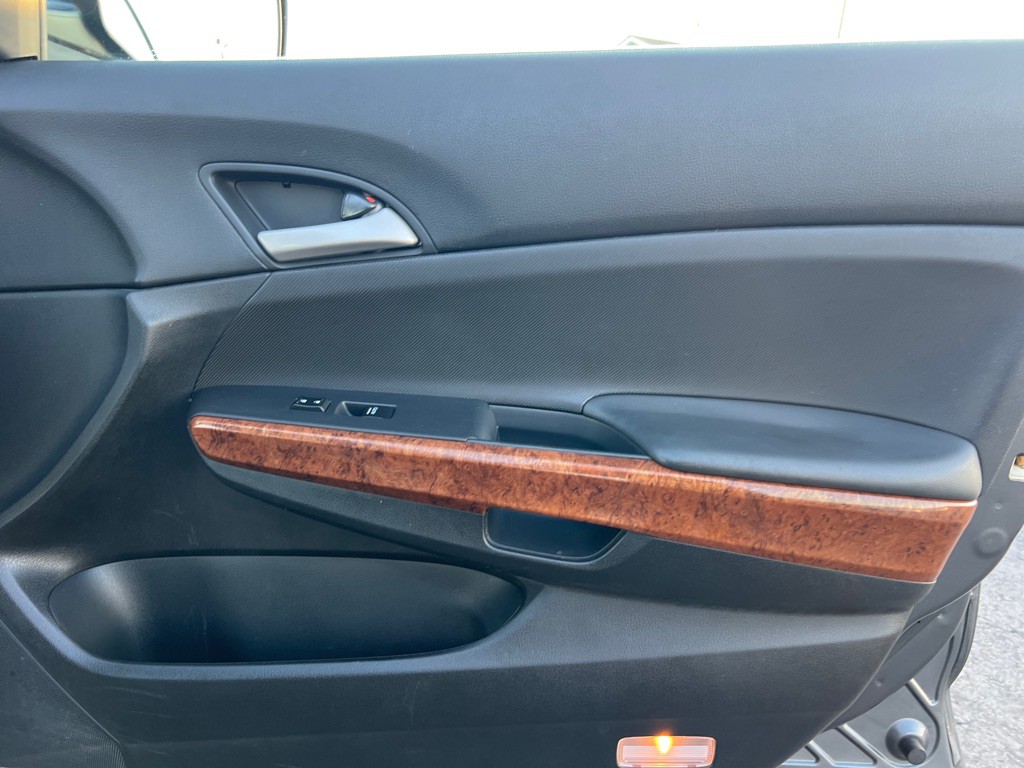 2012 Honda Accord Image 18
