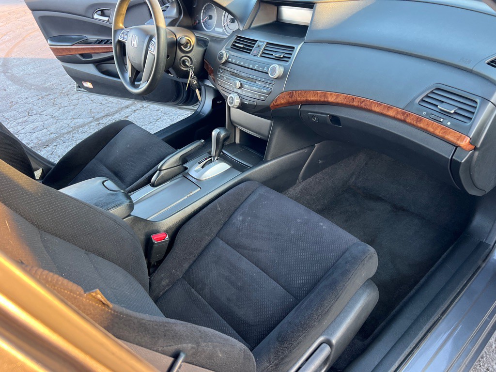 2012 Honda Accord Image 19