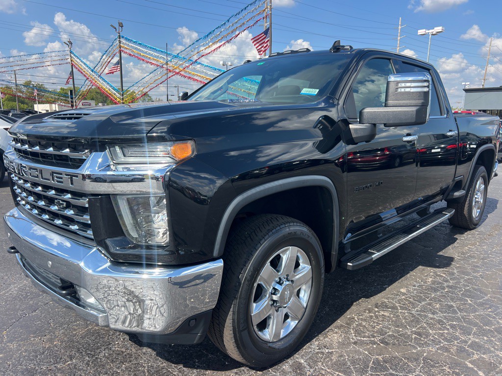 2020 Chevrolet Silverado 1500 Image 3
