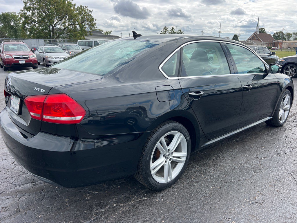 2014 Volkswagen Passat Image 7