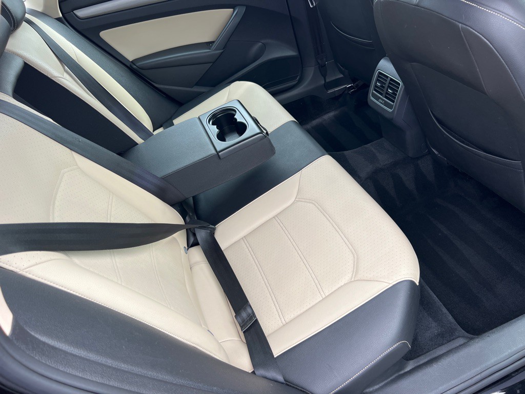 2014 Volkswagen Passat Image 15