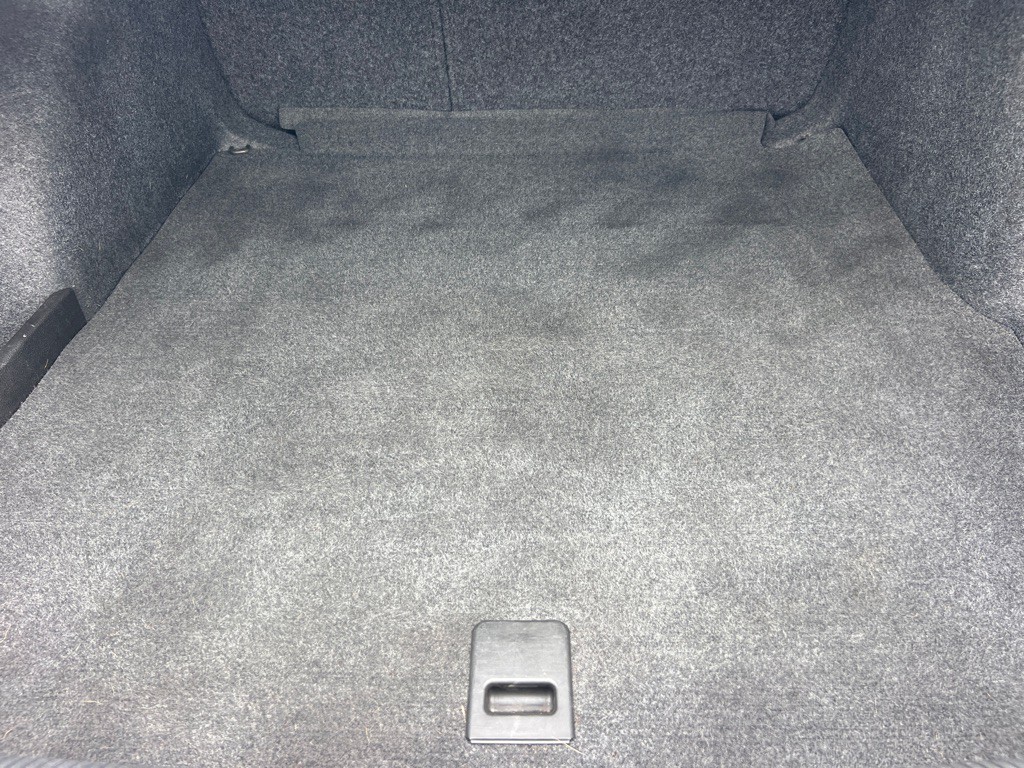 2014 Volkswagen Passat Image 21