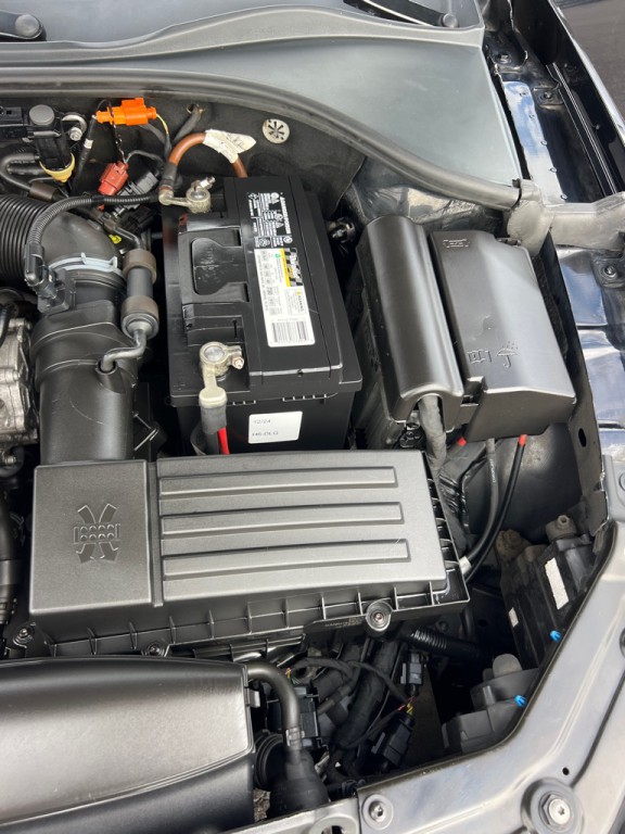 2014 Volkswagen Passat Image 42