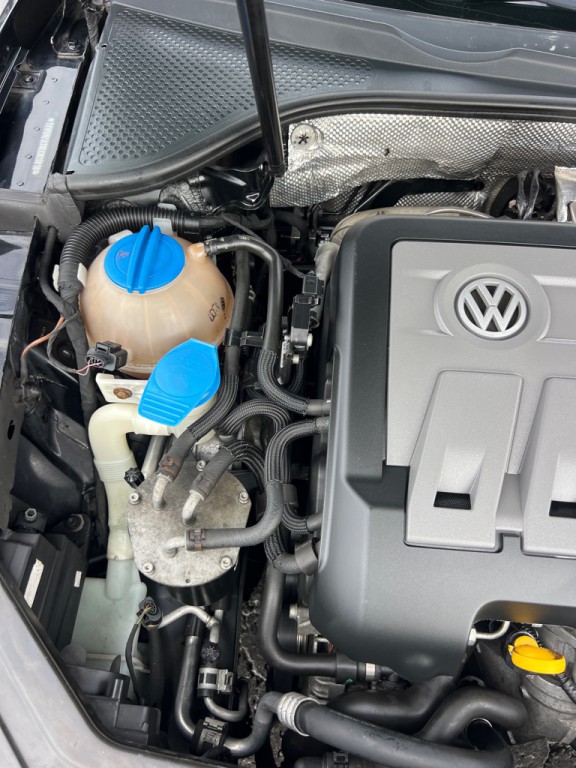 2014 Volkswagen Passat Image 43