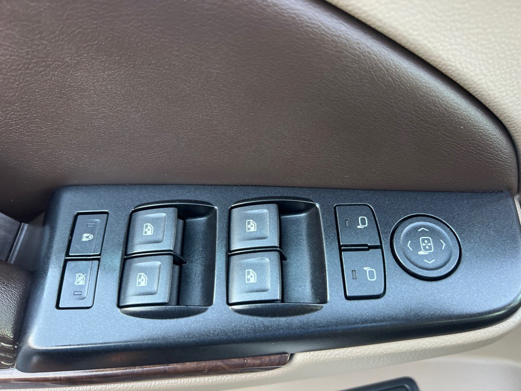 2018 Chevrolet Tahoe Image 30