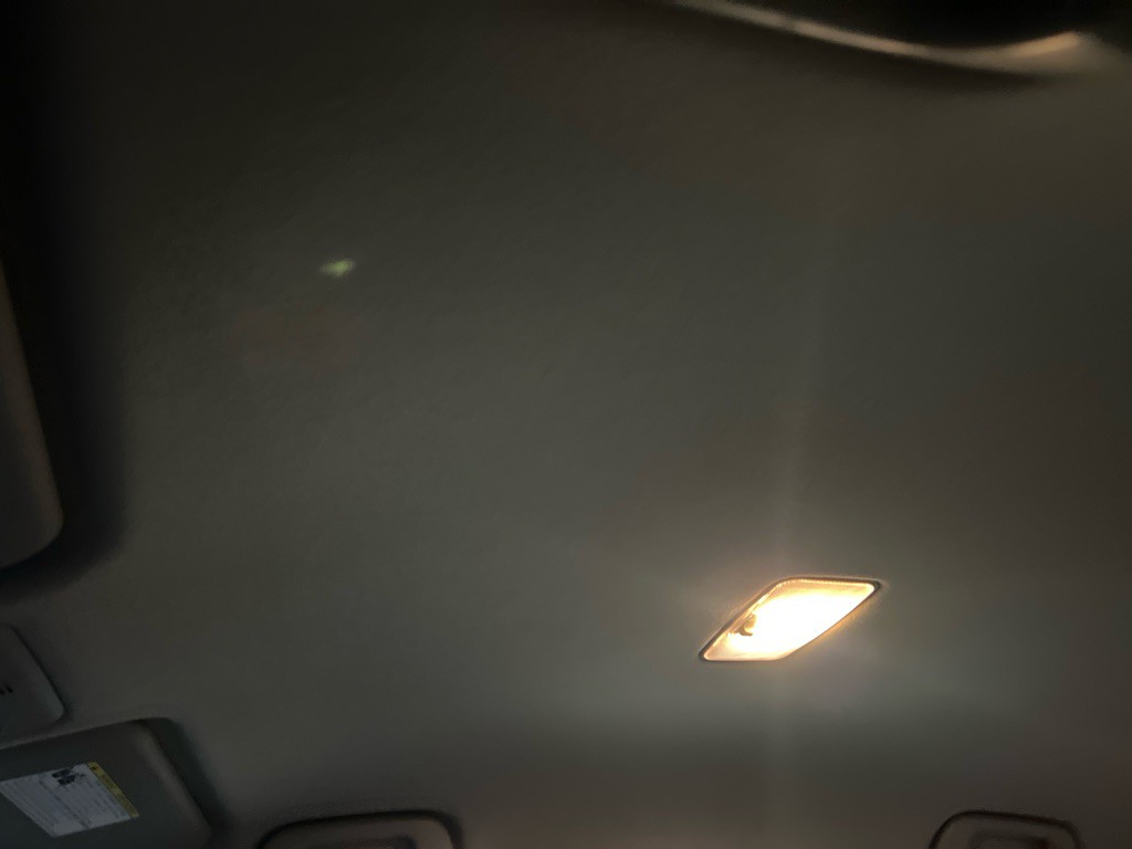 2012 Toyota Yaris Image 33