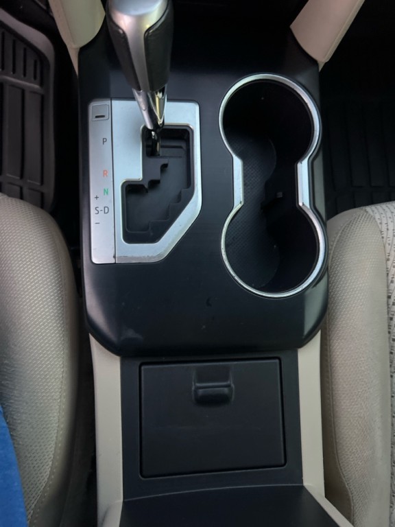2014 Toyota Camry Image 33