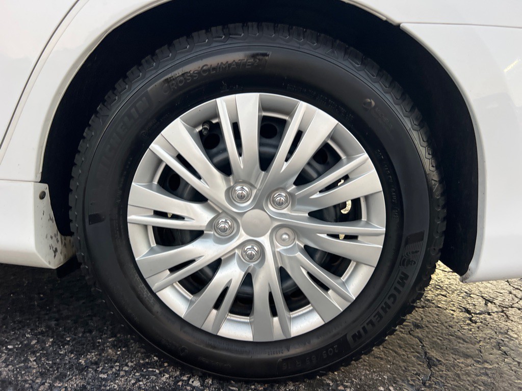 2014 Toyota Camry Image 39