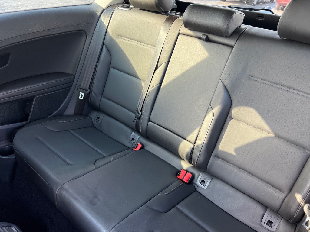 2015 Volkswagen Golf Image 12