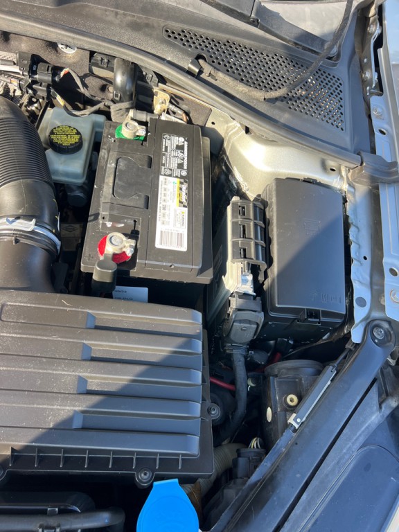 2015 Volkswagen Golf Image 40