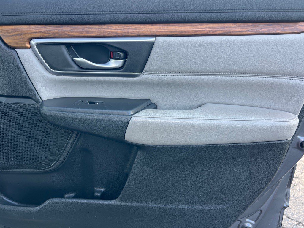 2017 Honda CR-V Image 18