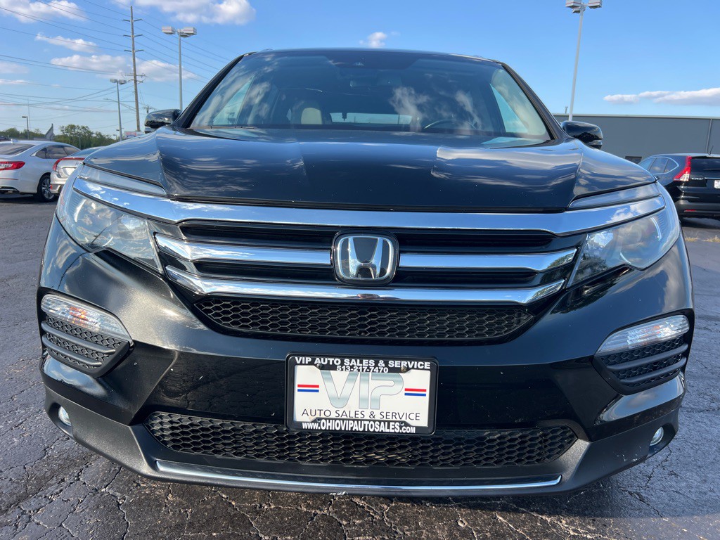2017 Honda Pilot Image 2
