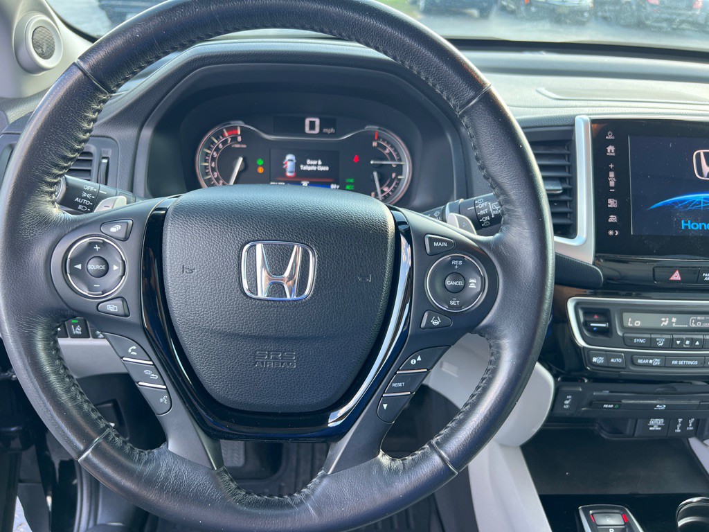 2017 Honda Pilot Image 35