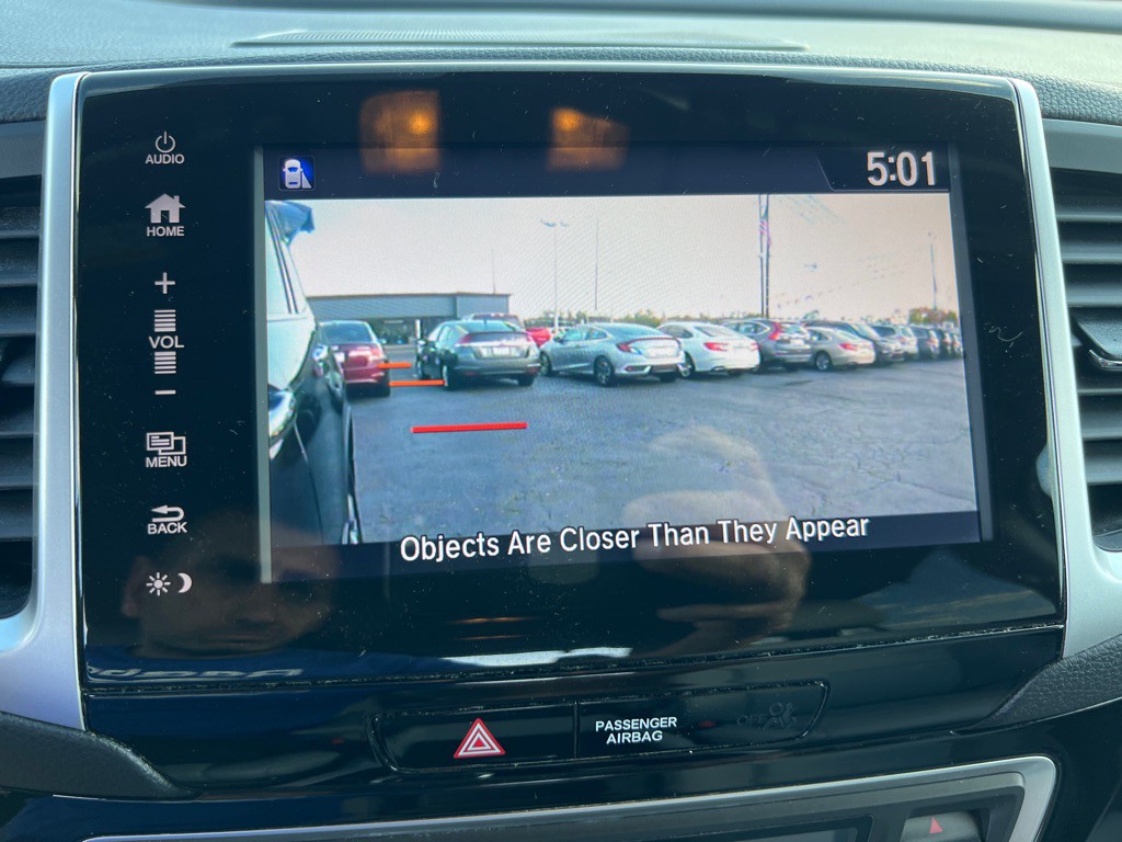 2017 Honda Pilot Image 40