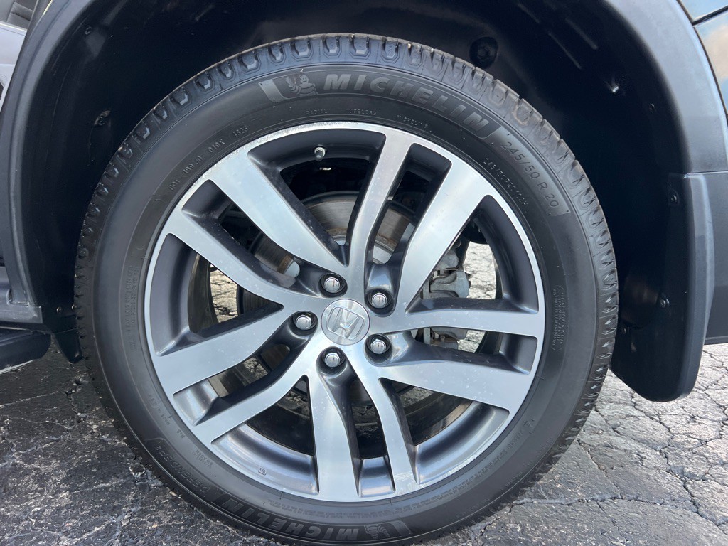 2017 Honda Pilot Image 48
