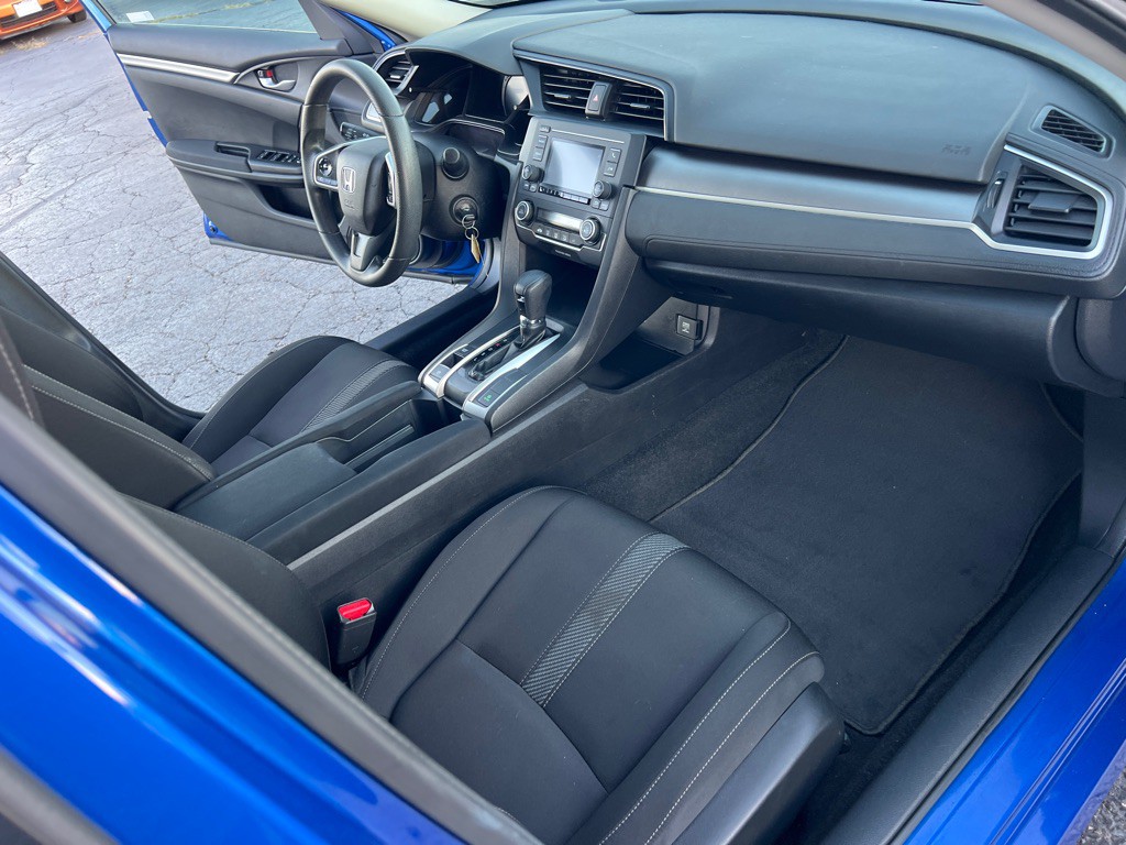 2018 Honda Civic Image 18